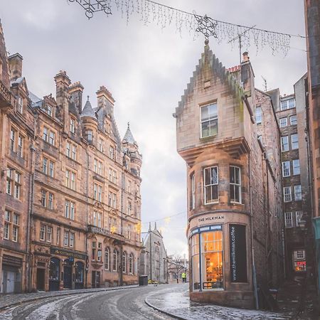 Pass The Keys Spacious And Homely Flat On The Royal Mile เอดินบะระ ภายนอก รูปภาพ