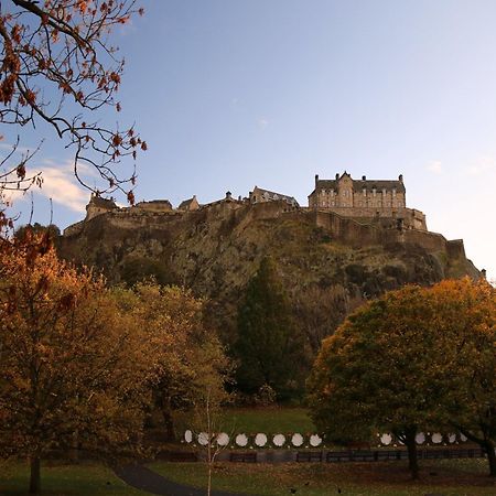 Pass The Keys Spacious And Homely Flat On The Royal Mile เอดินบะระ ภายนอก รูปภาพ
