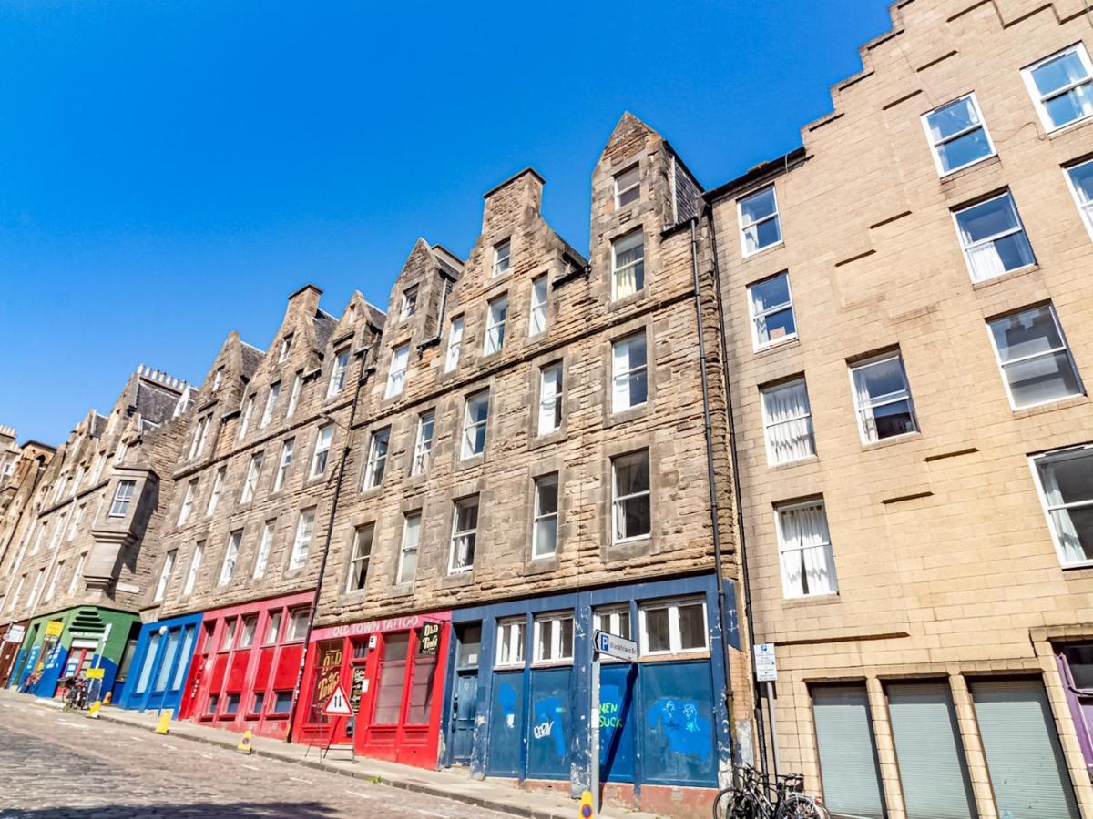 Pass The Keys Spacious And Homely Flat On The Royal Mile เอดินบะระ ภายนอก รูปภาพ