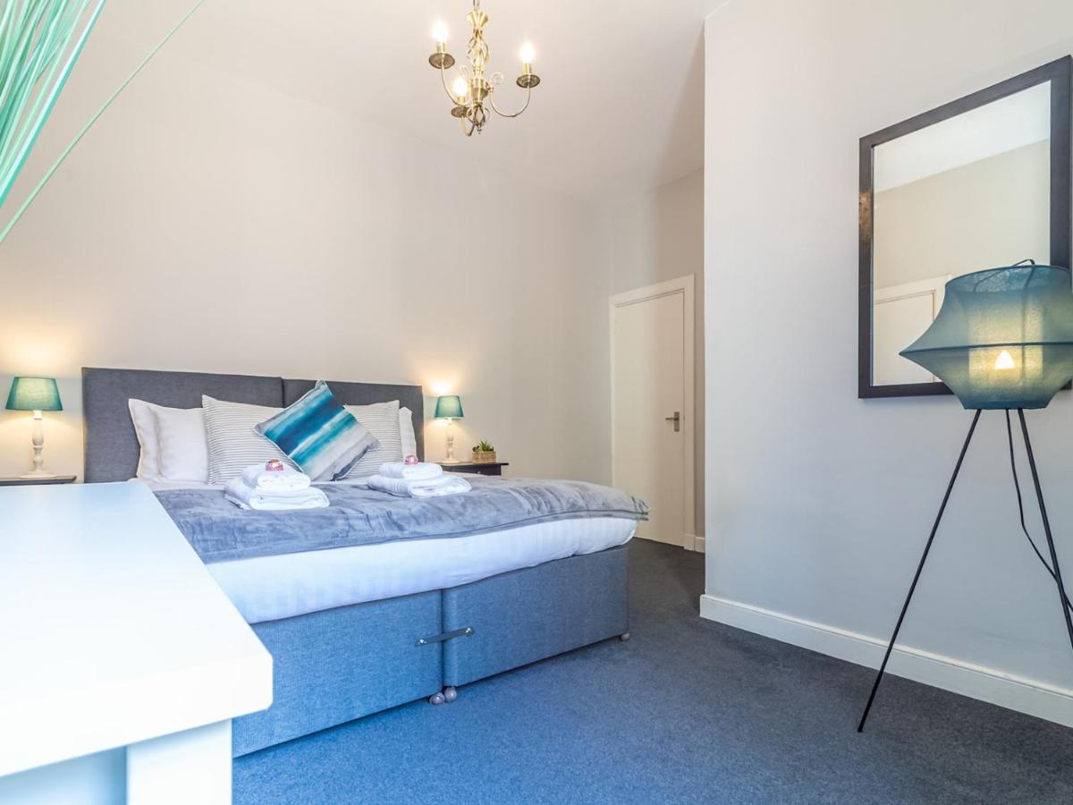 Pass The Keys Spacious And Homely Flat On The Royal Mile เอดินบะระ ภายนอก รูปภาพ
