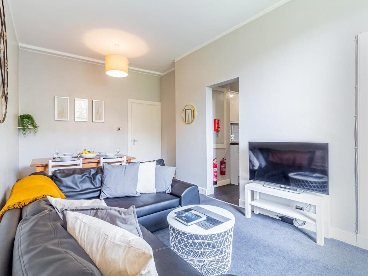 Pass The Keys Spacious And Homely Flat On The Royal Mile เอดินบะระ ภายนอก รูปภาพ