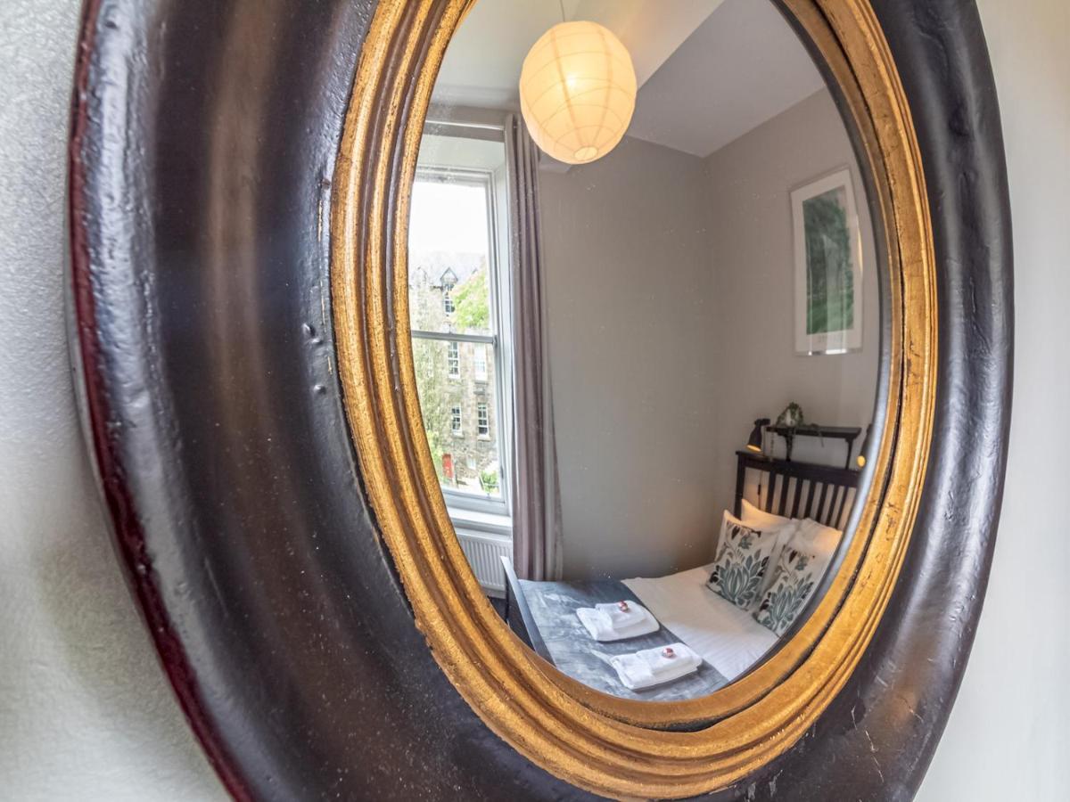 Pass The Keys Spacious And Homely Flat On The Royal Mile เอดินบะระ ภายนอก รูปภาพ